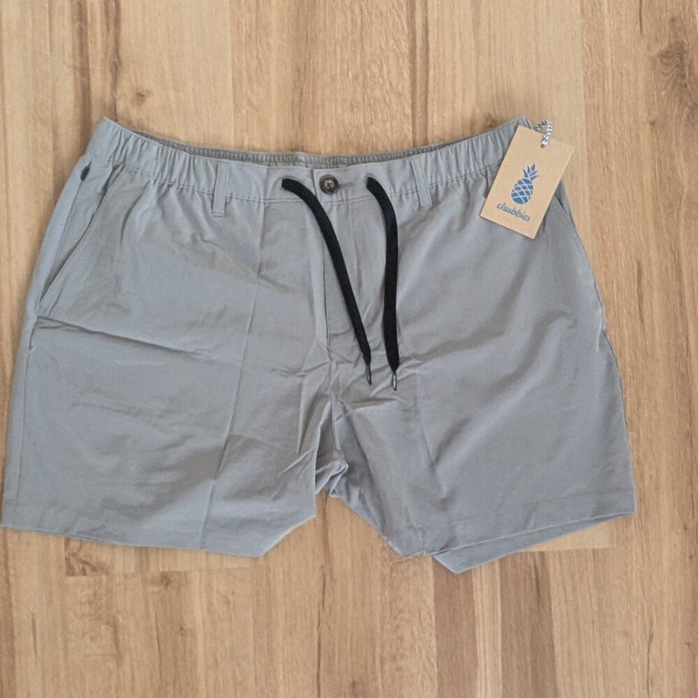 NWT Chubbies Everywear Shorts “The World's Grayest” 6” Inseam XXL